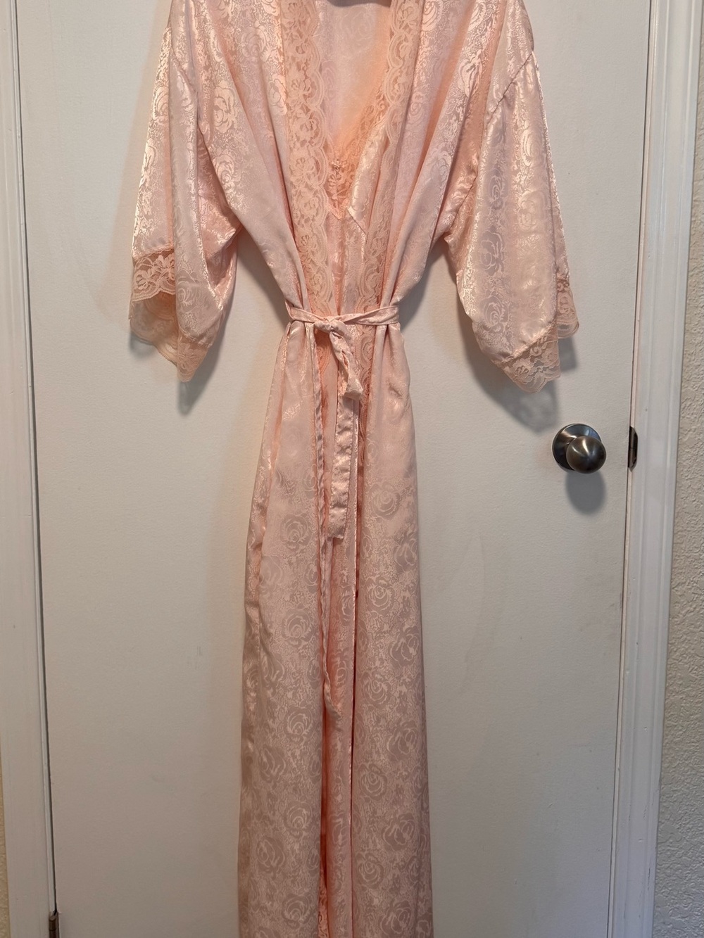 Vintage Kasara satin set in pink